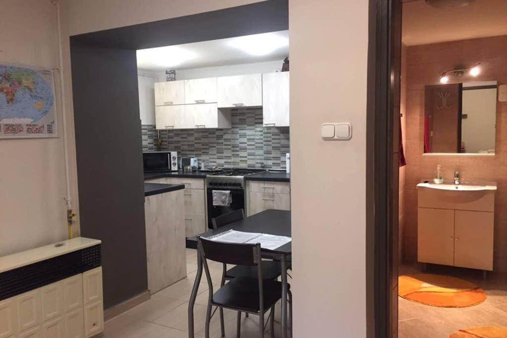 Green Garden Apartment Ingyenes Zart Parkoloval Сегед Екстериор снимка