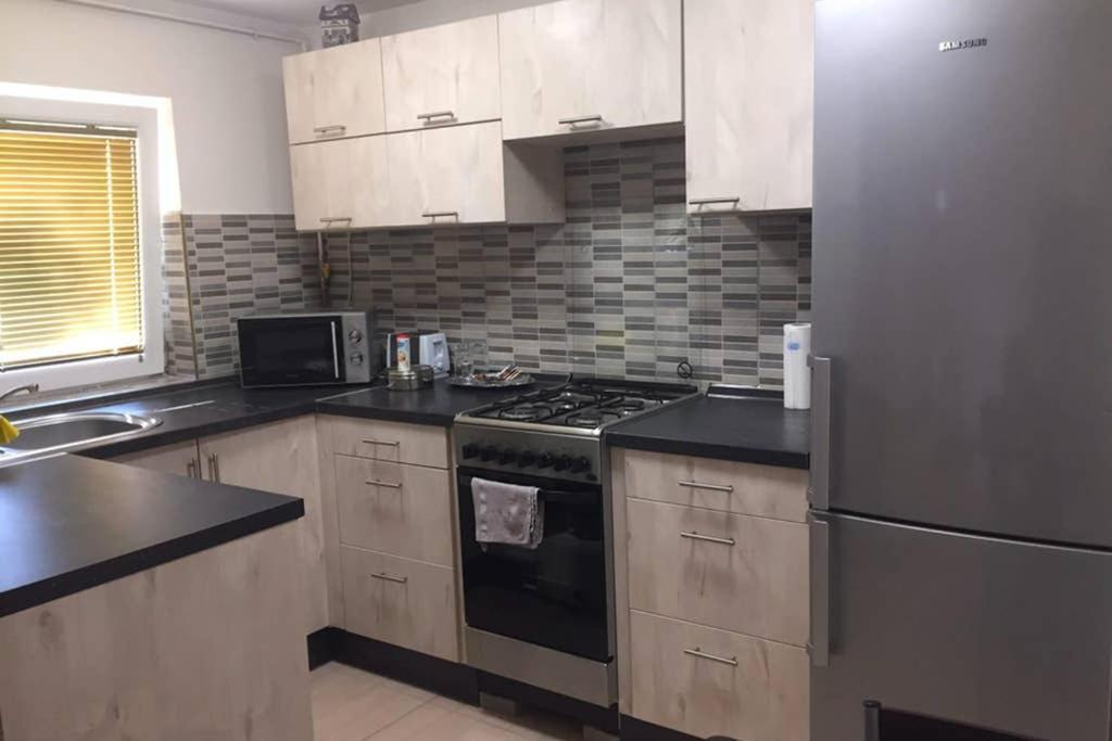Green Garden Apartment Ingyenes Zart Parkoloval Сегед Екстериор снимка
